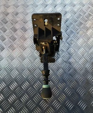 Subaru Outback Gear shifter/selector 110801