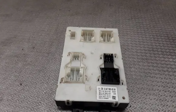 Mercedes-Benz Vito Viano W447 Comfort/convenience module A4479004504 A4479025102 A4479010102
