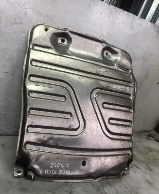 Audi Q3 F3 Engine splash shield/under tray 5qa825230