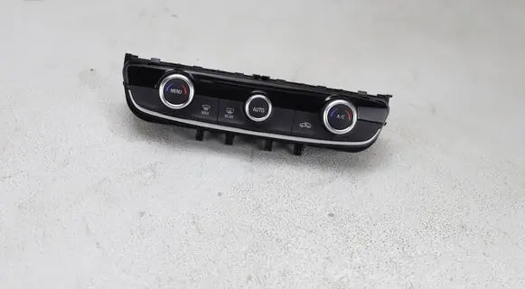 Opel Crossland X Climate control unit 98226305YX 28607062 86758B03