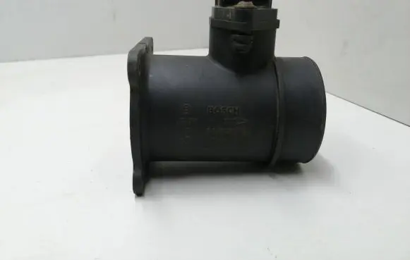 Nissan Primera Mass air flow meter 0280218094 226805U400