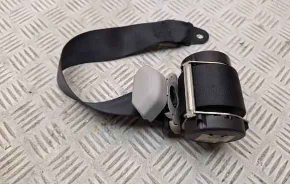 Toyota Verso Third row seat belt 735700F020B0 735700F020 6102946