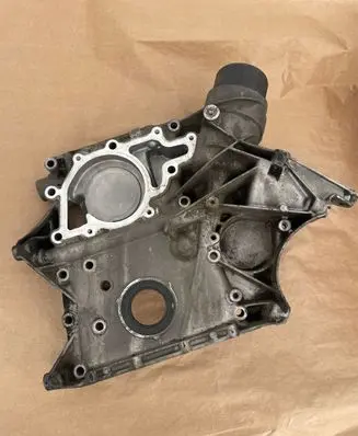Mercedes-Benz E W211 Timing chain cover R6110151202 A6110151202 6110151202
