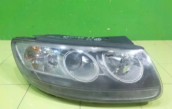 Hyundai Santa Fe Headlight/headlamp PRZOD