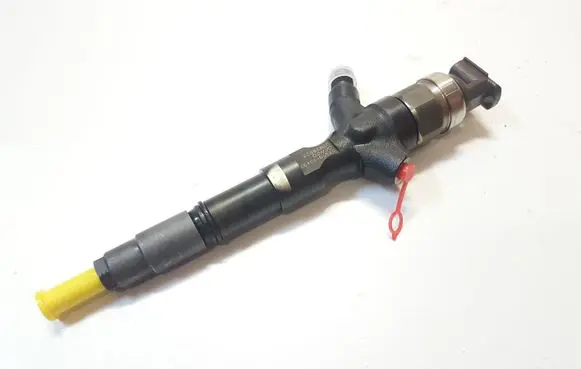 Toyota Hilux (AN10, AN20, AN30) Fuel injector 2367030400