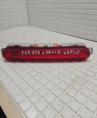 Toyota Corolla Verso E121 Third/center stoplight 815700F011