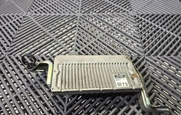 Toyota Auris E180 Engine control unit/module 896610Z750 MB2755003471