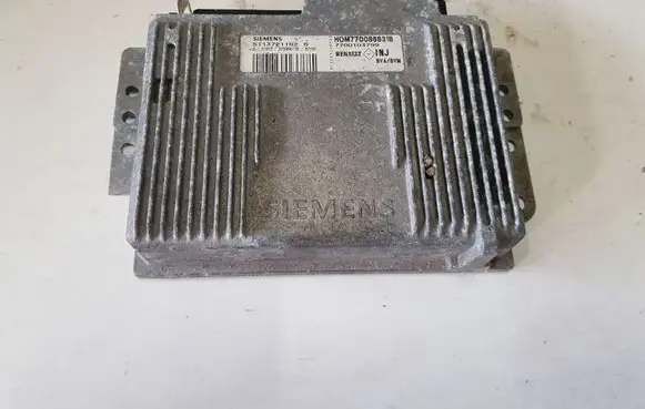 Renault Laguna I Engine control unit/module S113721102D