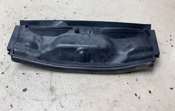 BMW 1 E81 E87 Other engine bay part 9175860