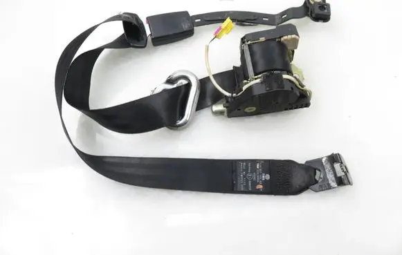 Volkswagen Golf IV Front seatbelt 1J4857705AA