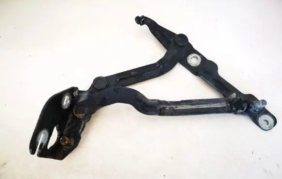 Audi A4 S4 B5 8D Tailgate/trunk/boot hinge 8d5827301