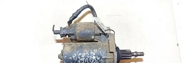 Audi A3 S3 8L Starter motor 000110702