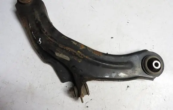 Renault Clio IV Front control arm 545050399R 274190553