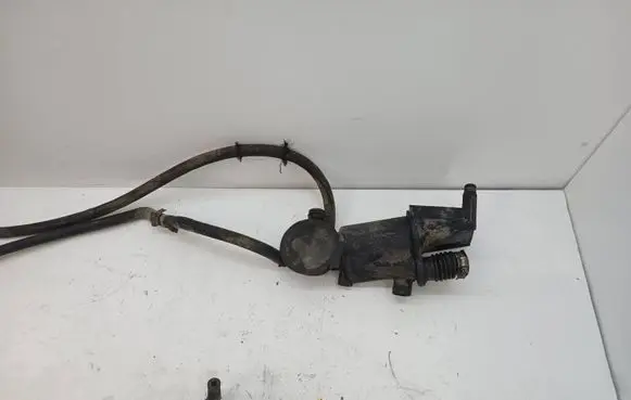Porsche 996 other engine part 996.107.023.55 3931070