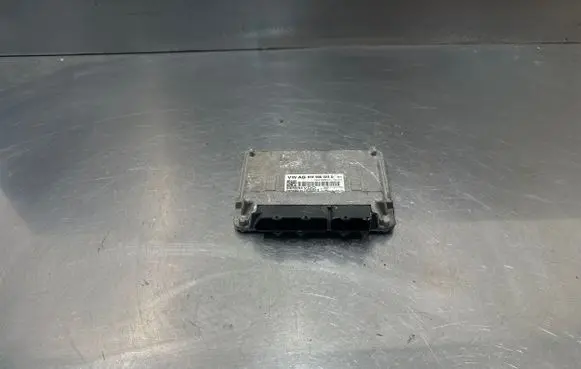Skoda Fabia Mk1 (6Y) Engine control unit/module 03E906023D 5WP4050204
