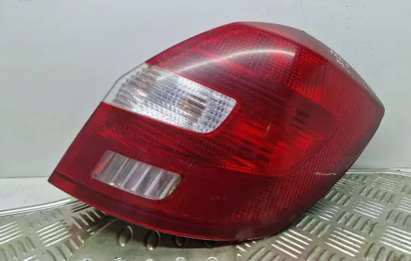 Skoda Fabia Mk2 (5J) Rear/tail lights 5J6945096 5J6945112A