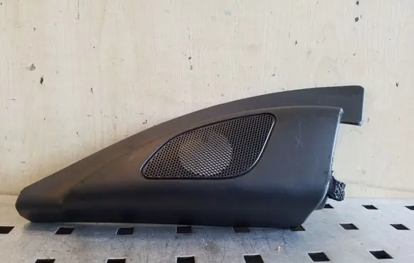 Suzuki Grand Vitara II Front door speaker cover trim 