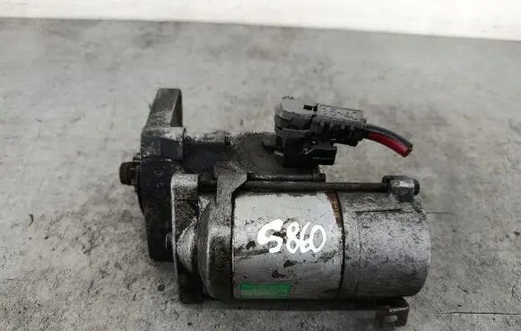Toyota Yaris Starter motor 