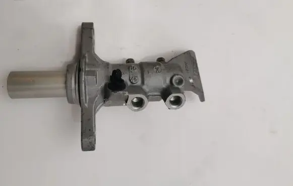 Volvo XC90 Master brake cylinder 31362251