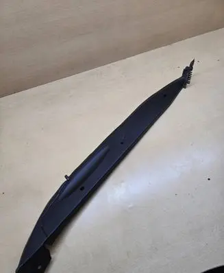 Porsche Macan (95B) Fender end trim 95B854778B