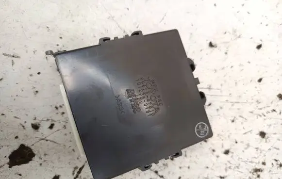 Toyota Prius (XW20) Power management control unit 1012380151