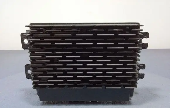 Ford Mustang I Sound amplifier LJ8T14G647FR