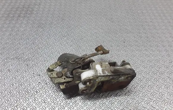 Hyundai Galloper Rear door lock