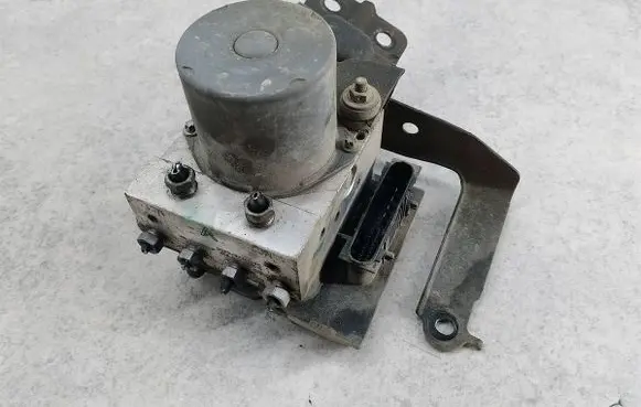 Nissan Qashqai+2 ABS Pump 47660-EY16A