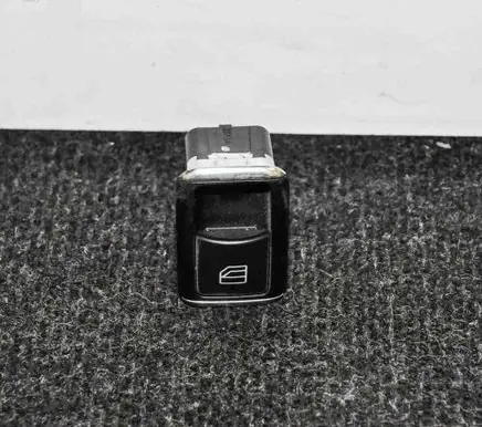 Mercedes-Benz E W212 Electric window control switch 10021838 A2049055502