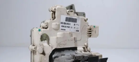 Audi A8 S8 D3 4E Rear door lock 4E0839016H