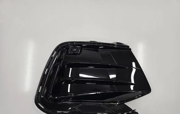 Volkswagen PASSAT B9 Front bumper lower grill 3J0853666D
