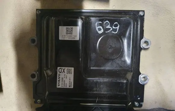 Volvo XC60 Engine control unit/module 31312486