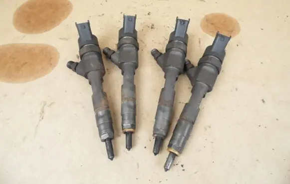 Volvo S40, V40 Fuel injector 0445110146 29219 8200238528