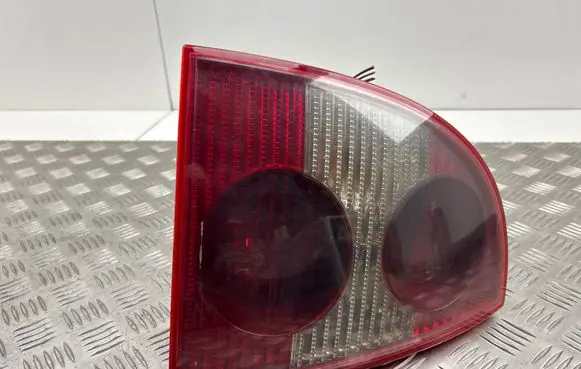 Volkswagen PASSAT B5.5 Rear/tail lights 3B5945