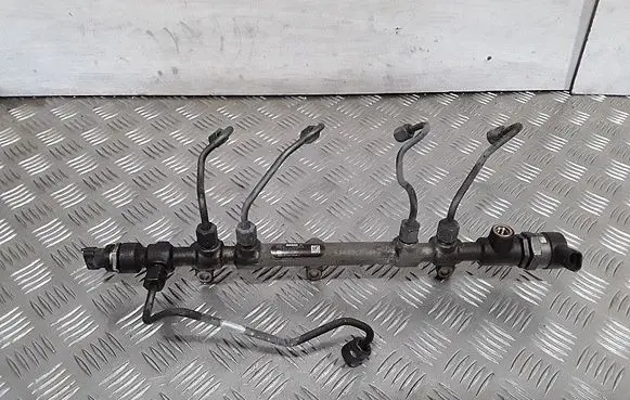Hyundai ix35 Fuel main line pipe 0445214211 314002F000