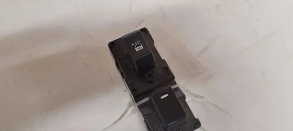 KIA Sorento Electric window control switch 202008901