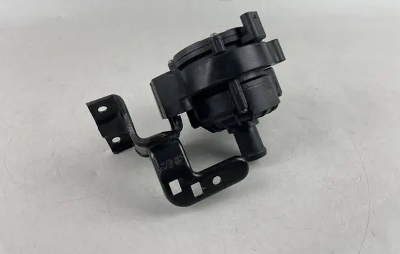 Volkswagen ID.4 Electric auxiliary coolant/water pump 1EA965567H 1EA121093F