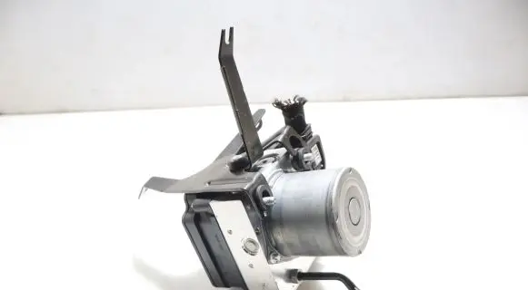Mercedes-Benz CLA C118 X118 ABS Pump