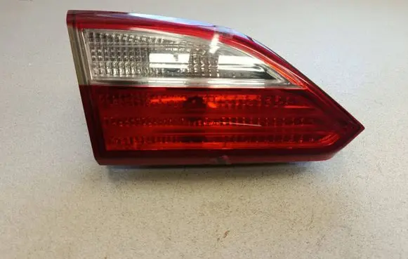 Hyundai i30 Tailgate rear/tail lights 92403A62