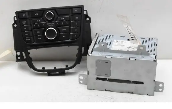 Bedford Astra Radio/CD/DVD/GPS head unit 557799431