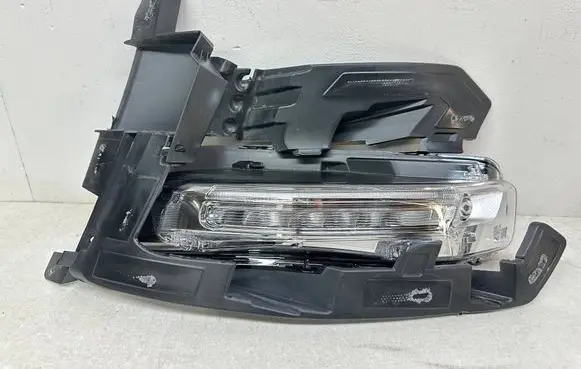 Ford Mustang VI LED Daytime headlight PJR3B13201BG S070615