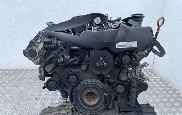 Volkswagen Phaeton Engine CAR004184