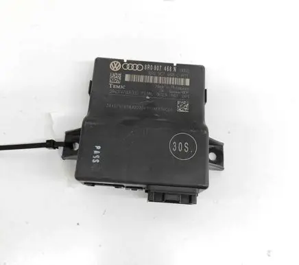 Audi A5 8T 8F Gateway control module 8R0907468C 8R0907468N