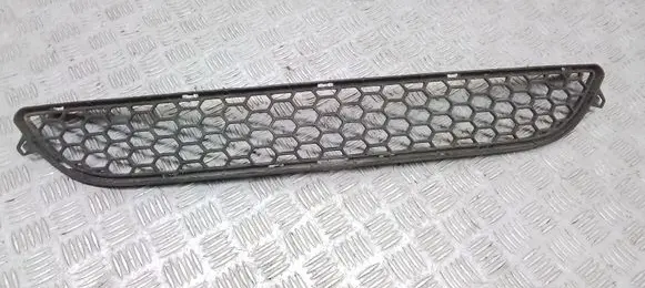 Volvo S60 Front bumper lower grill 30795022