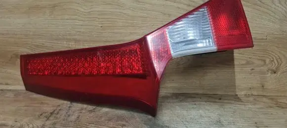 Volvo V70 Tailgate rear/tail lights 30678545