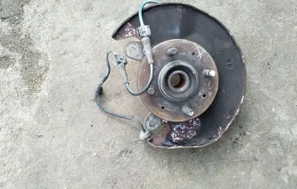 Audi A3 S3 8L Front wheel hub spindle knuckle