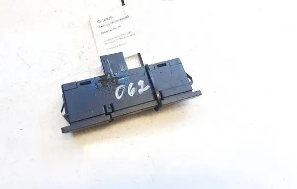 Audi Q7 4L Hazard light switch 4L2927137A