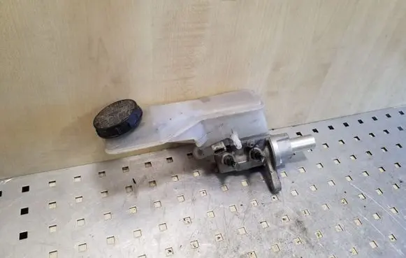 Nissan Qashqai+2 Master brake cylinder 0204Y24277