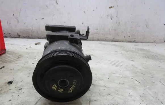 KIA Carens III Air conditioning (A/C) compressor (pump) F500-PNBCA09
