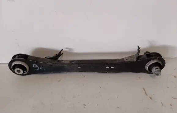 Rear control arm